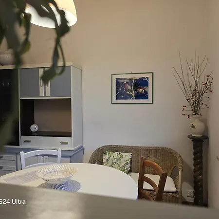 Podere Ponticini شقة *
